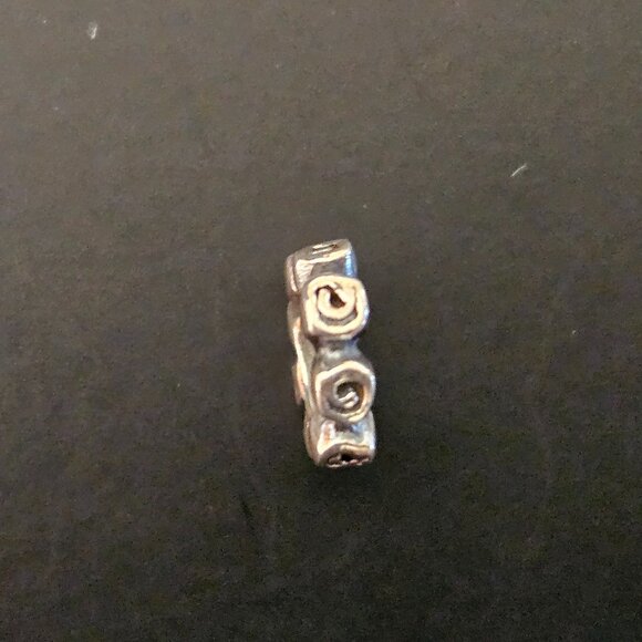 Pandora Silver Small Roses Spacer (790176) - Picture 5 of 8